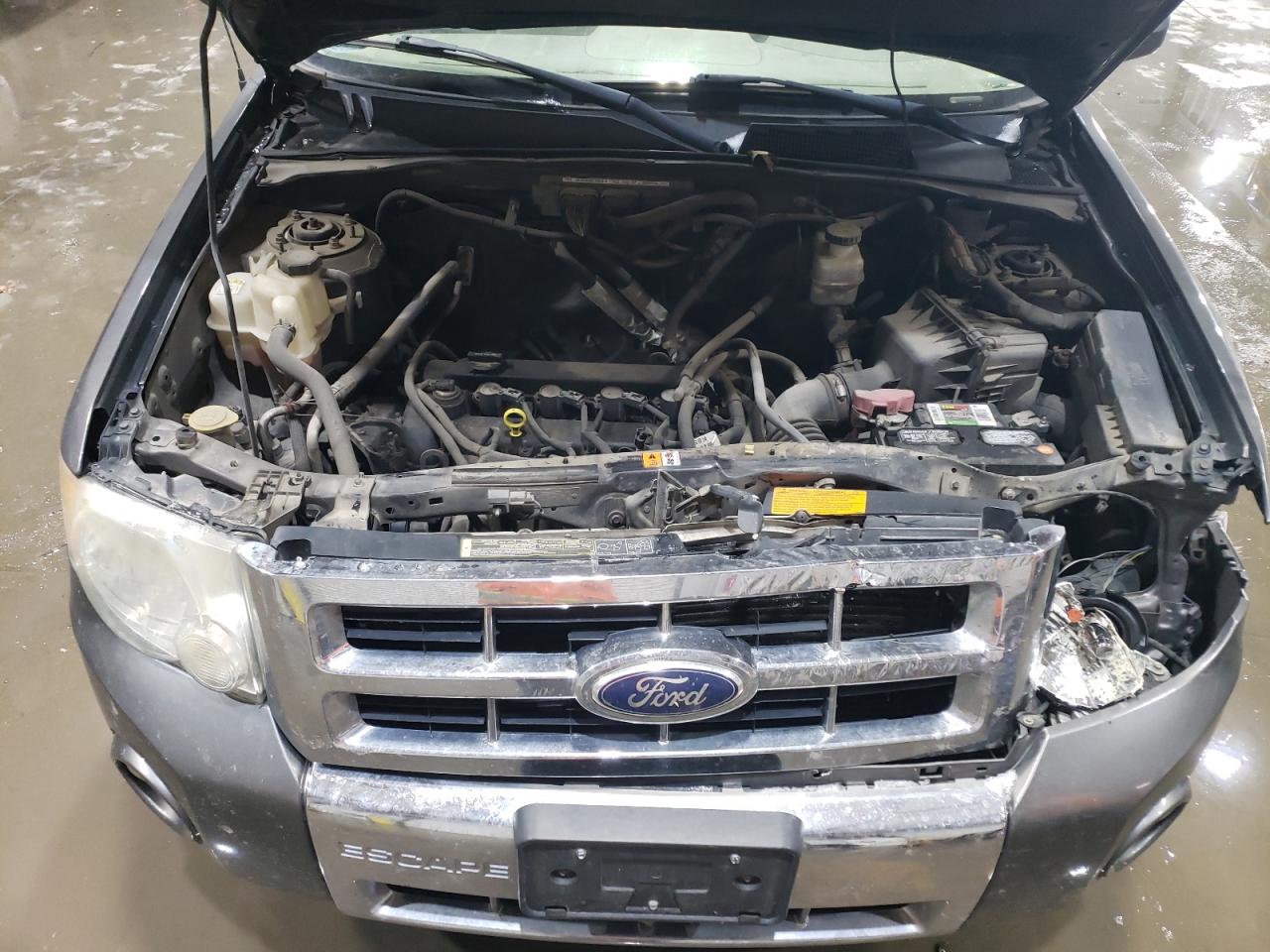 2011 Ford Escape - Image 12