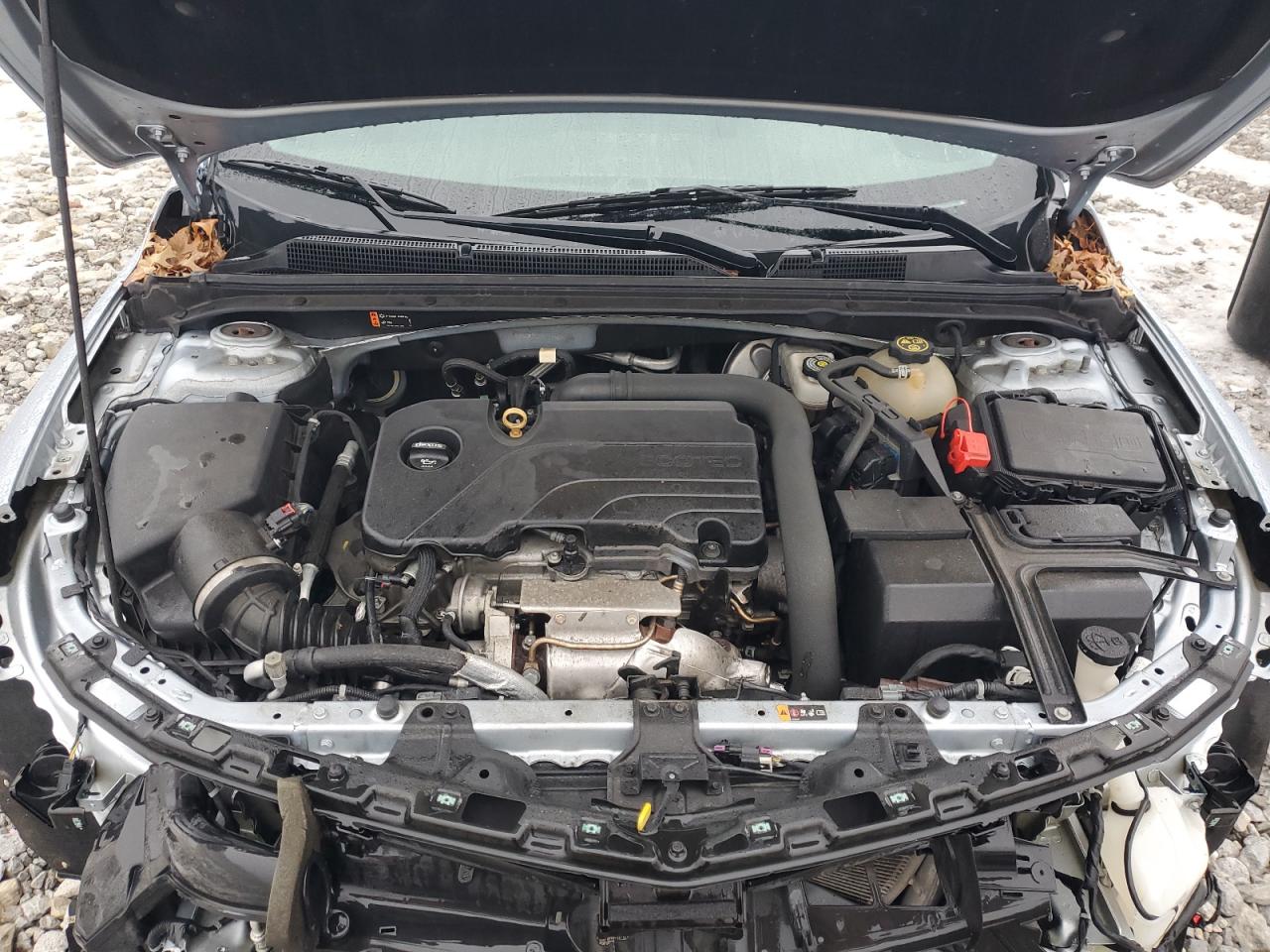 2018 Chevrolet Malibu - Image 11