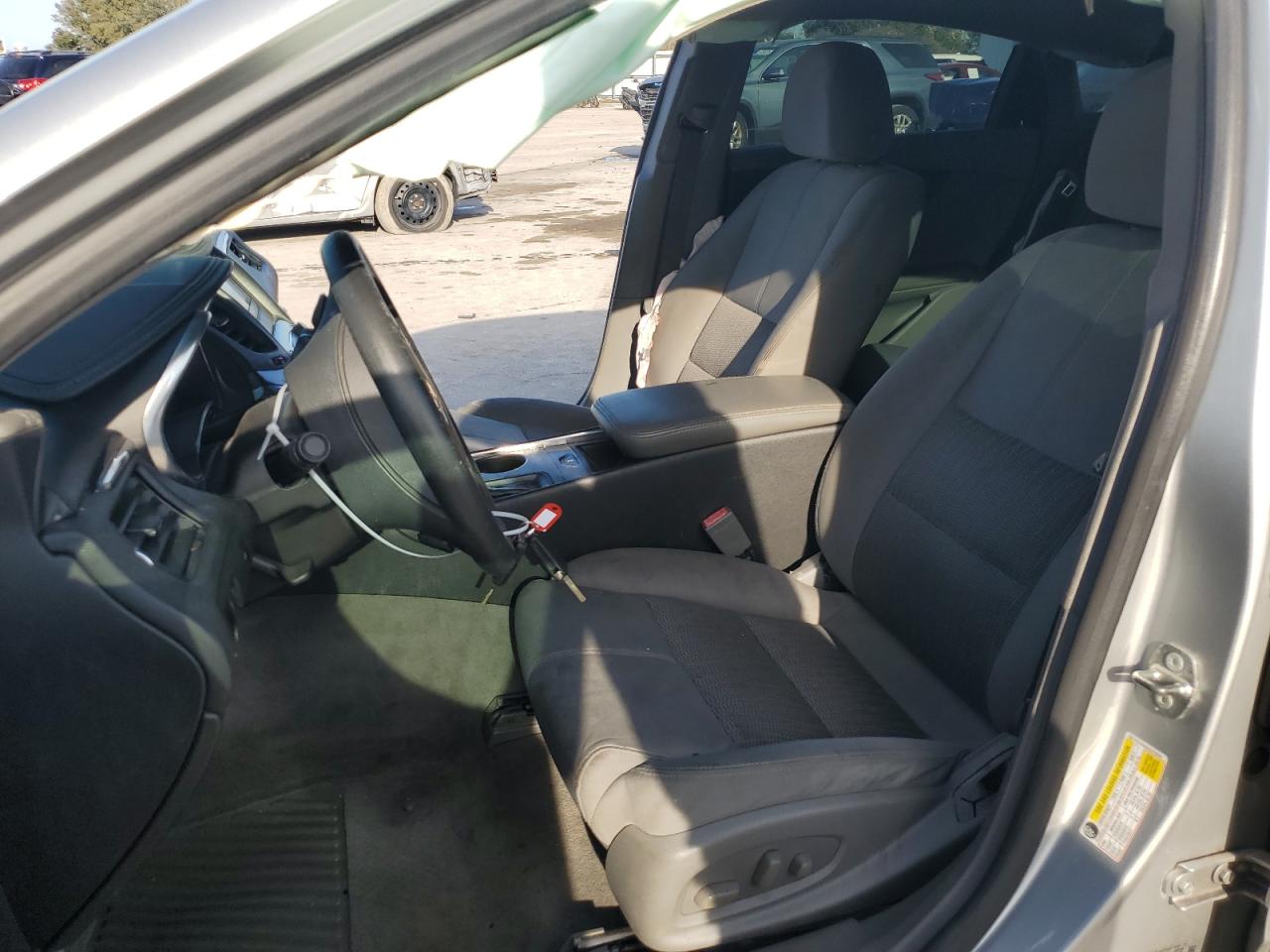 2016 Chevrolet Impala - Image 7