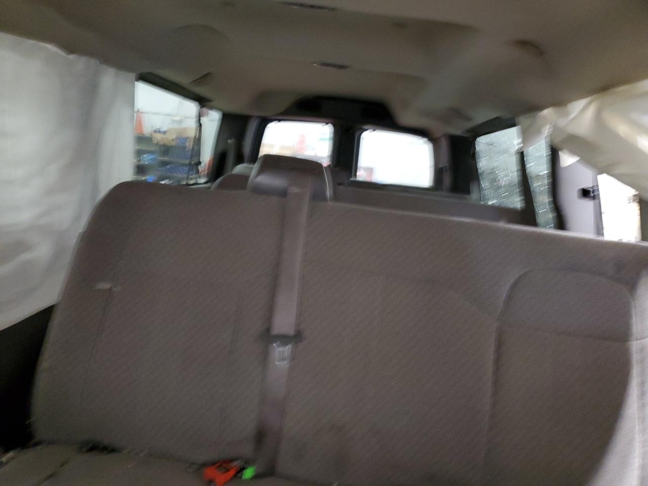 2012 Chevrolet Express - Image 10