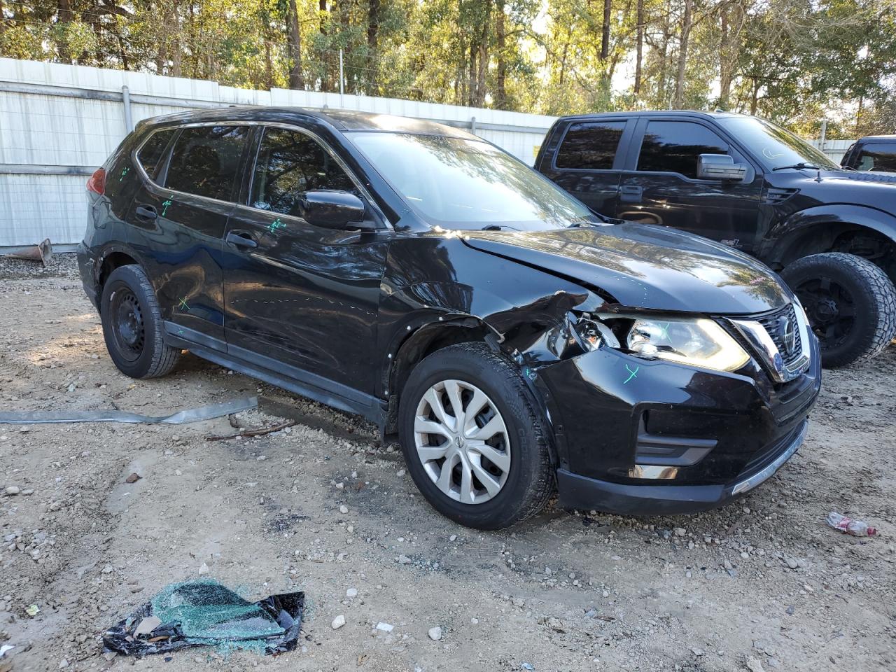 2018 Nissan Rogue - Image 4