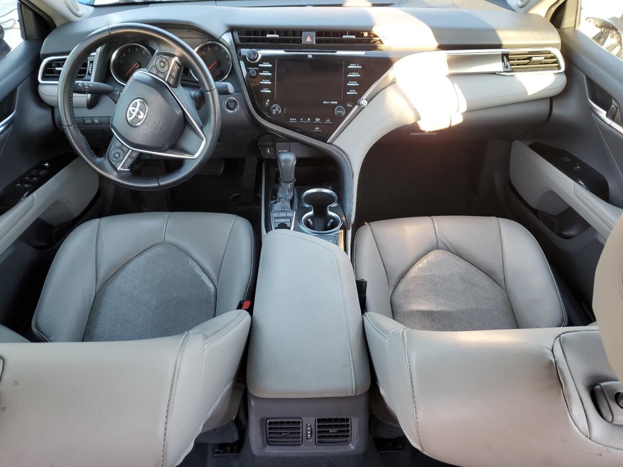2018 Toyota Camry - Image 8