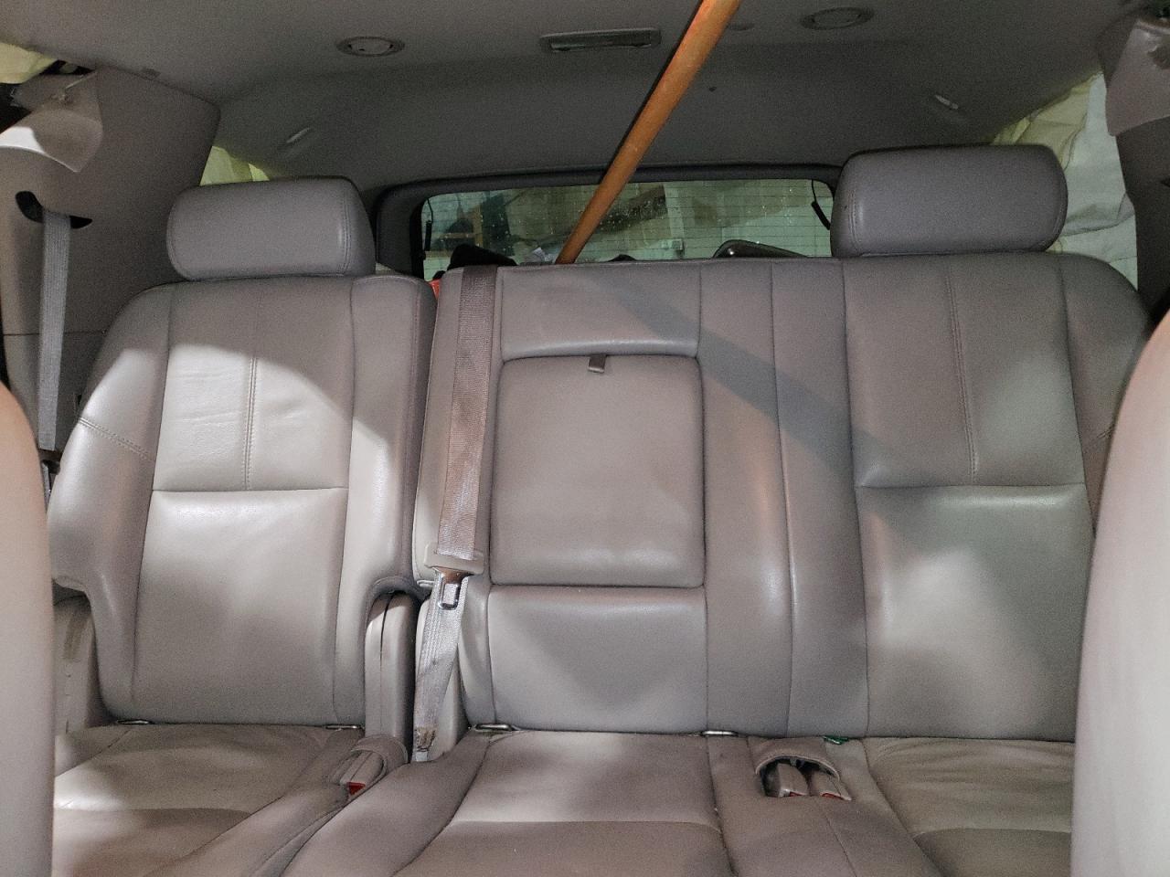 2007 GMC Yukon - Image 10