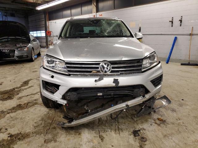  VOLKSWAGEN TOUAREG 2016 Silver