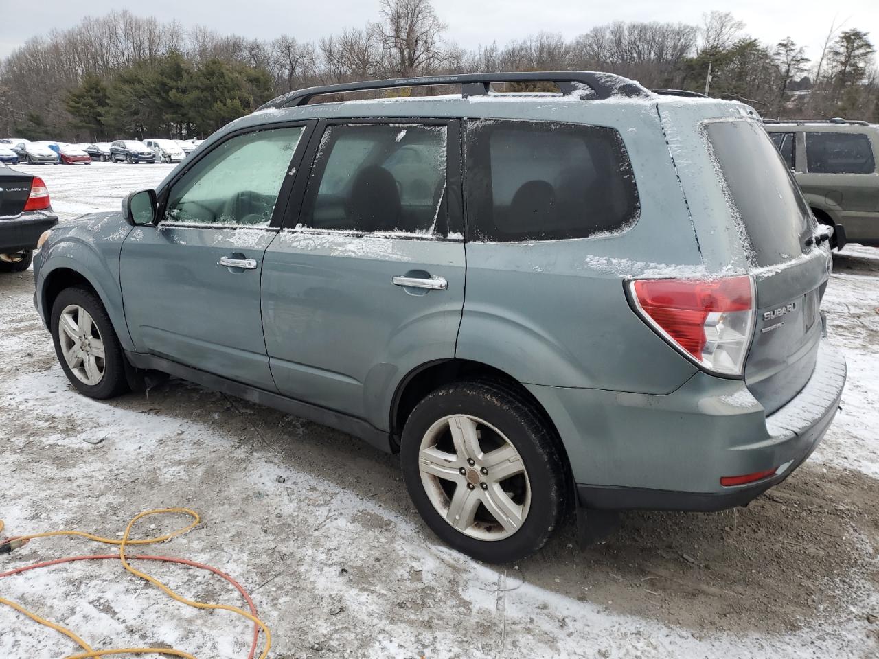 2010 Subaru Forester - Image 2