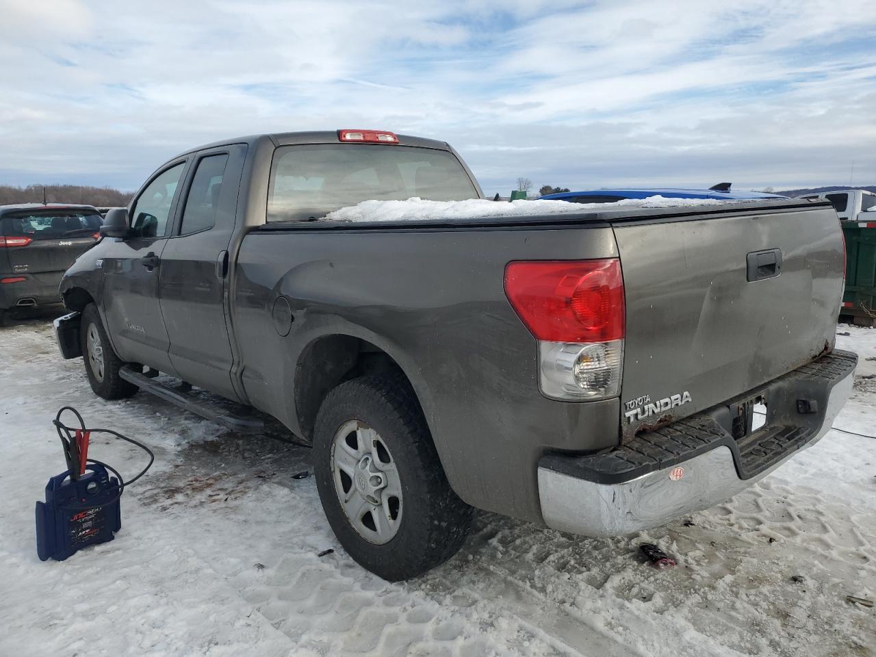 2009 Toyota Tundra - Image 2