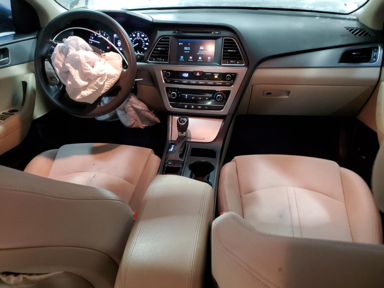 2017 Hyundai Sonata - Image 8