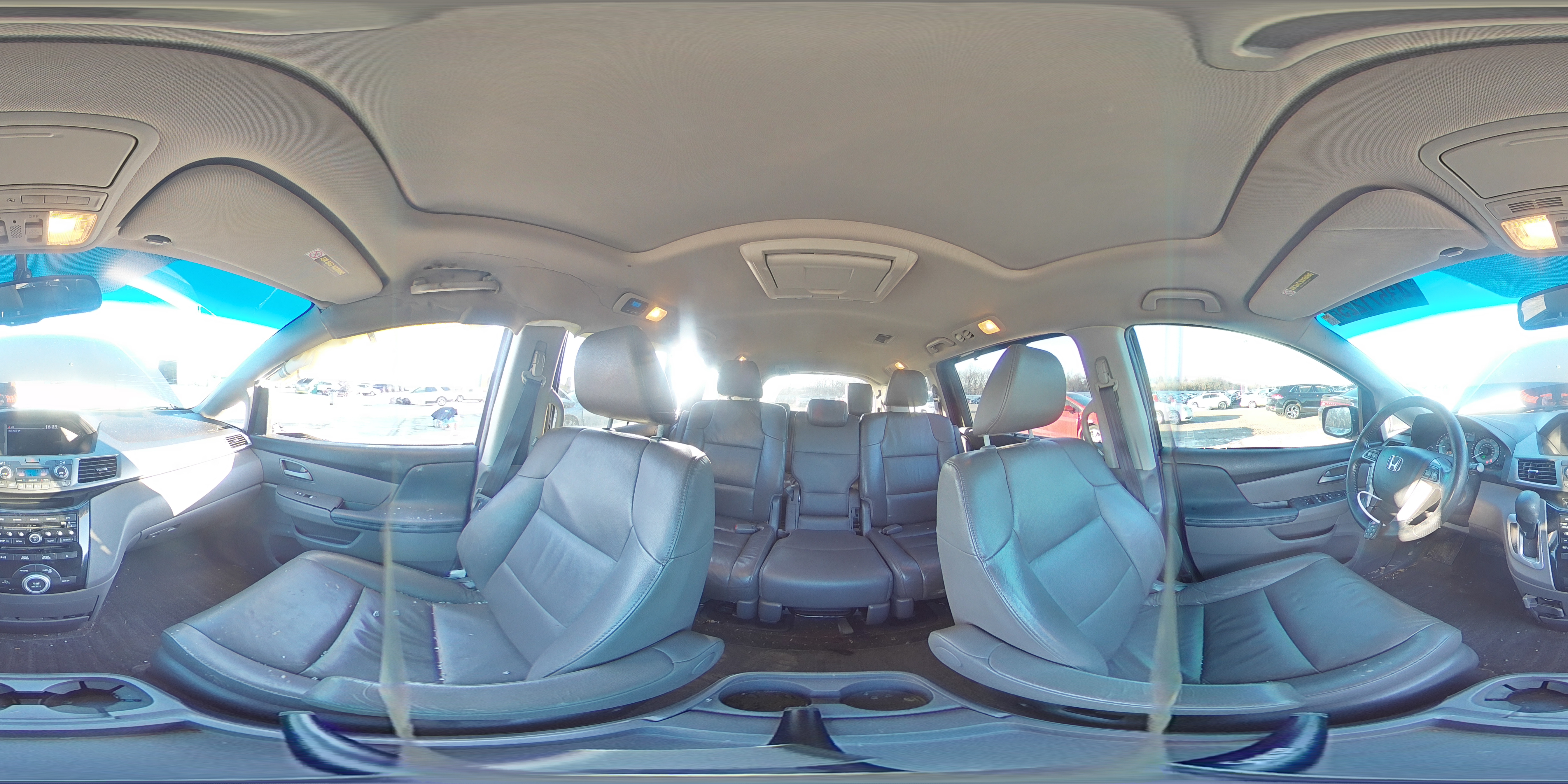 2012 Honda Odyssey - Image 14