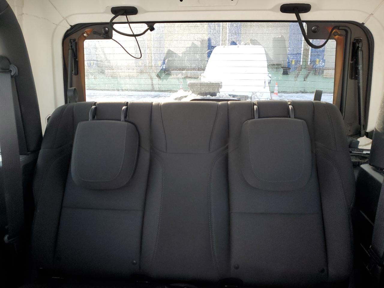 2018 Jeep Wrangler - Image 10