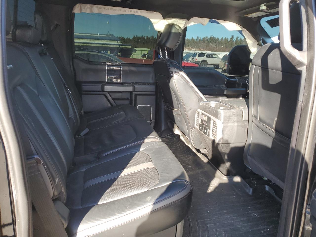 2020 Ford F250 - Image 10