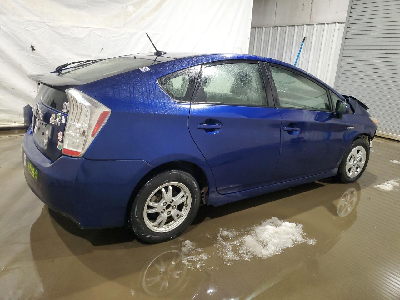 2011 Toyota Prius - Image 3