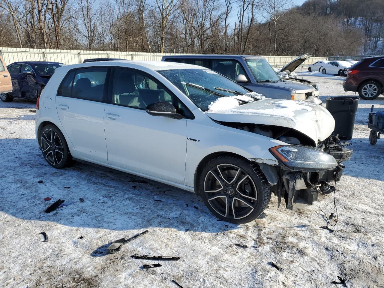 2018 Volkswagen Golf - Image 4