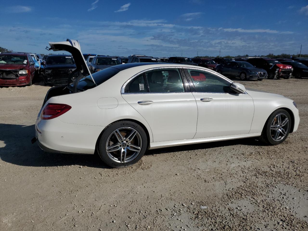 2018 Mercedes-Benz E-klasse - Image 3
