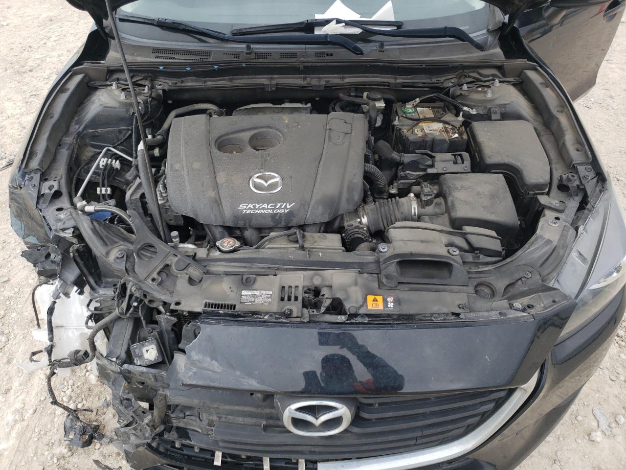 2017 Mazda 3 - Image 11