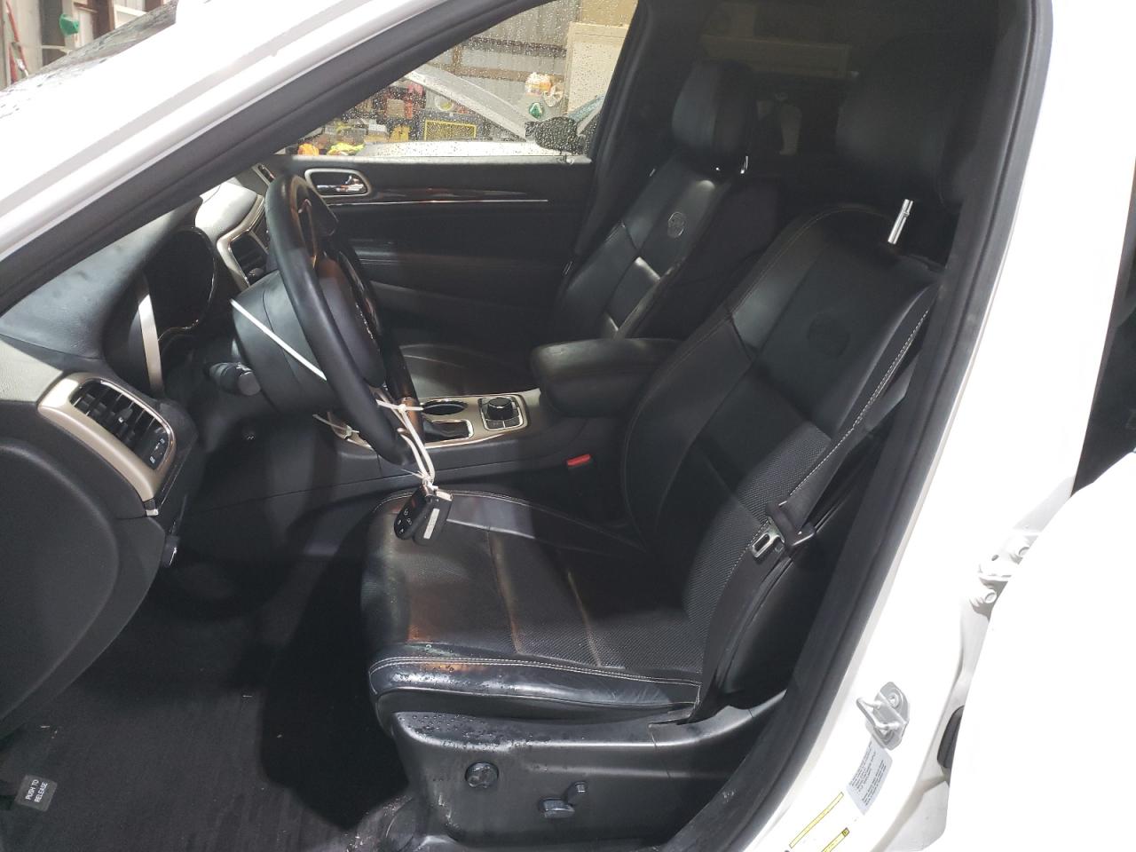 2017 Jeep Grand Cherokee - Image 7