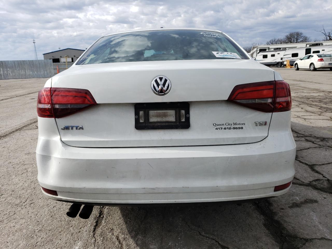 2017 Volkswagen Jetta - Image 6