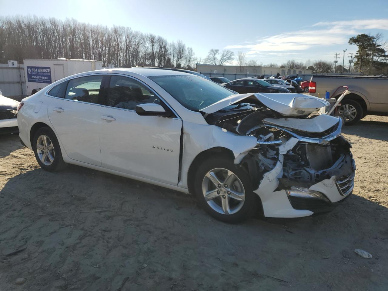2022 Chevrolet Malibu - Image 4