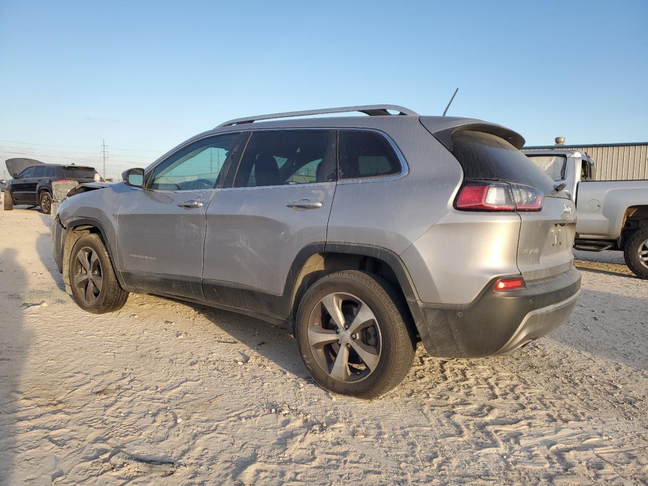 2021 Jeep Grand Cherokee - Image 2