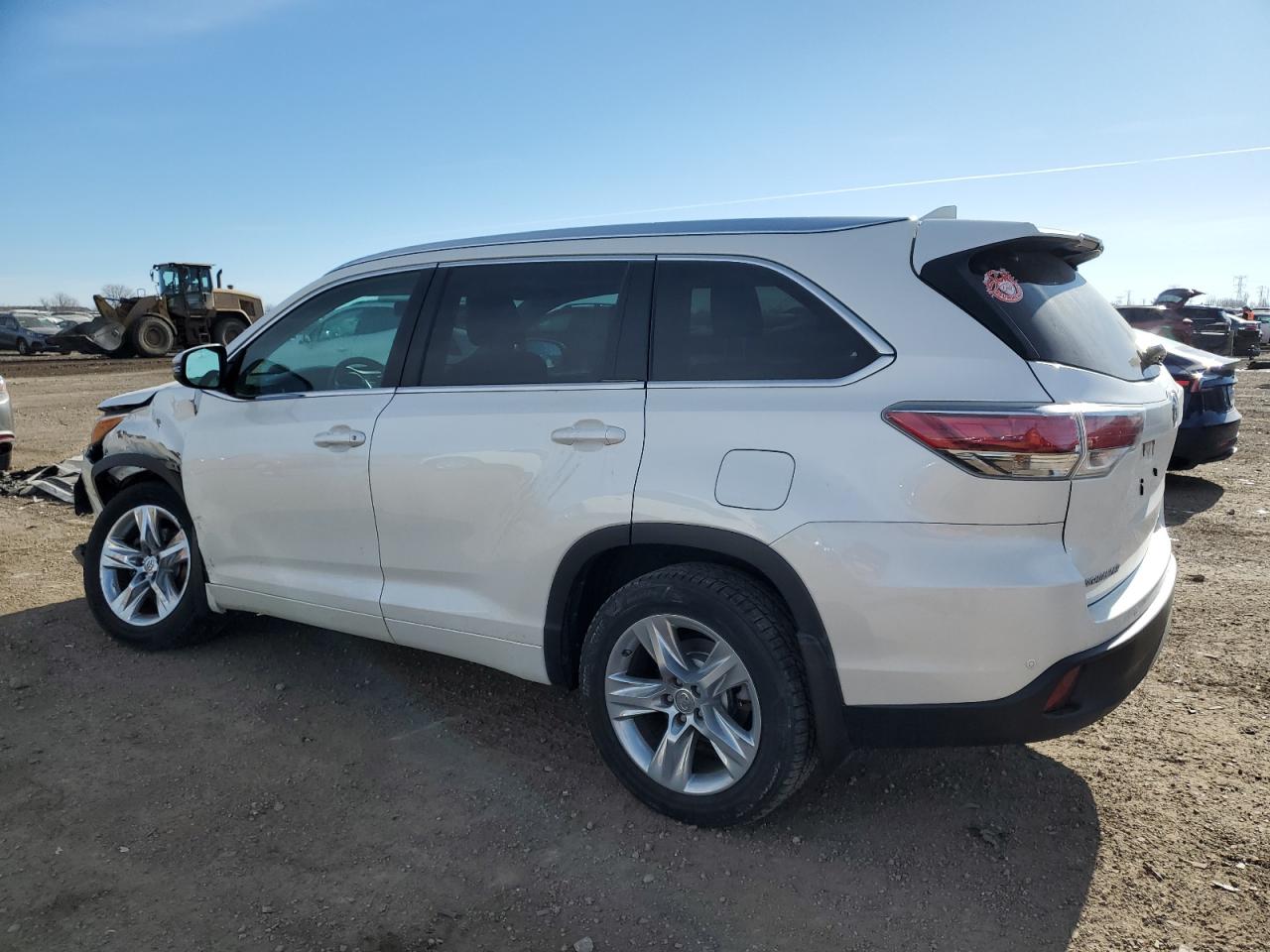 2014 Toyota Highlander - Image 2