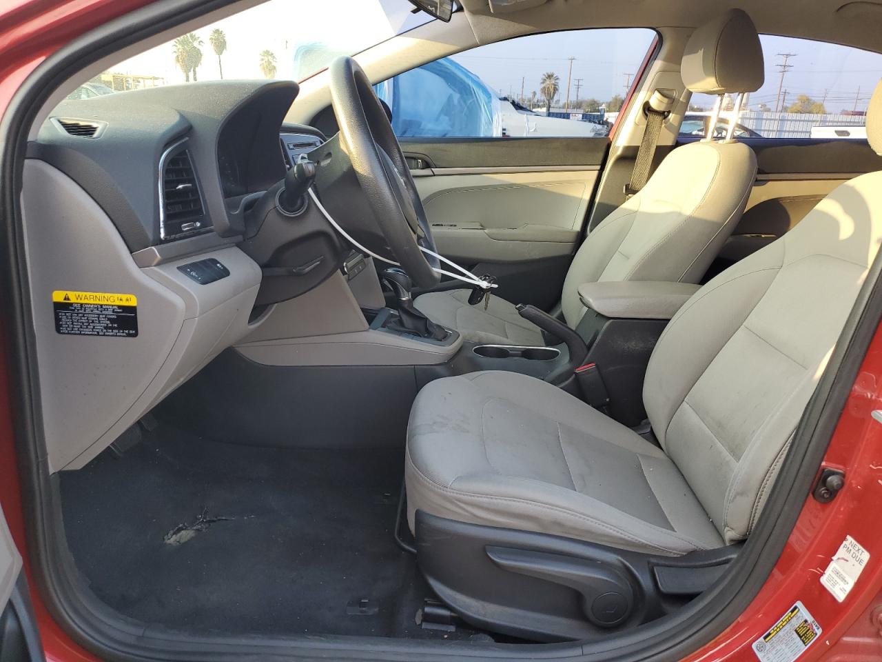 2017 Hyundai Elantra - Image 7