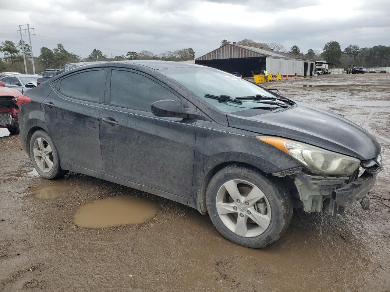 2013 Hyundai Elantra - Image 4