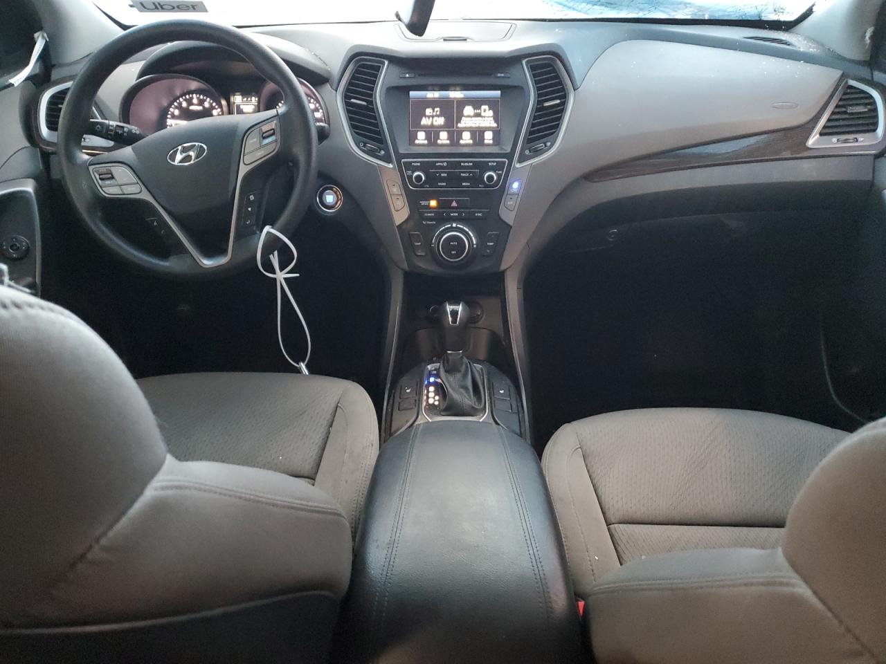 2018 Hyundai Santa Fe - Image 8