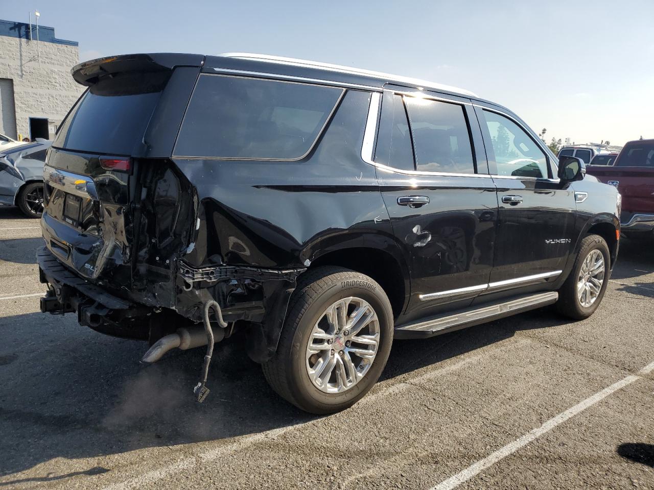 2021 GMC Yukon - Image 3