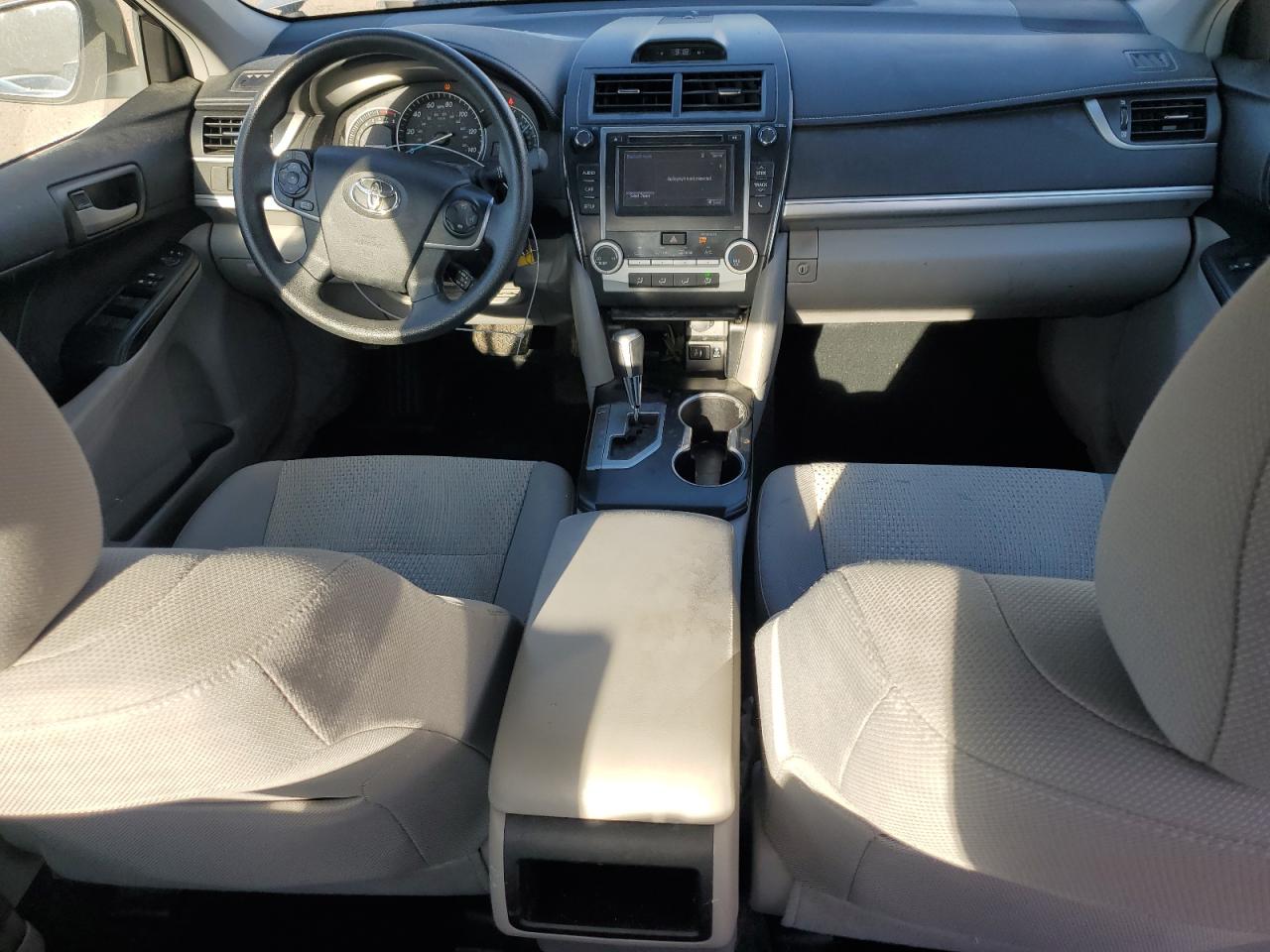 2014 Toyota Camry - Image 8