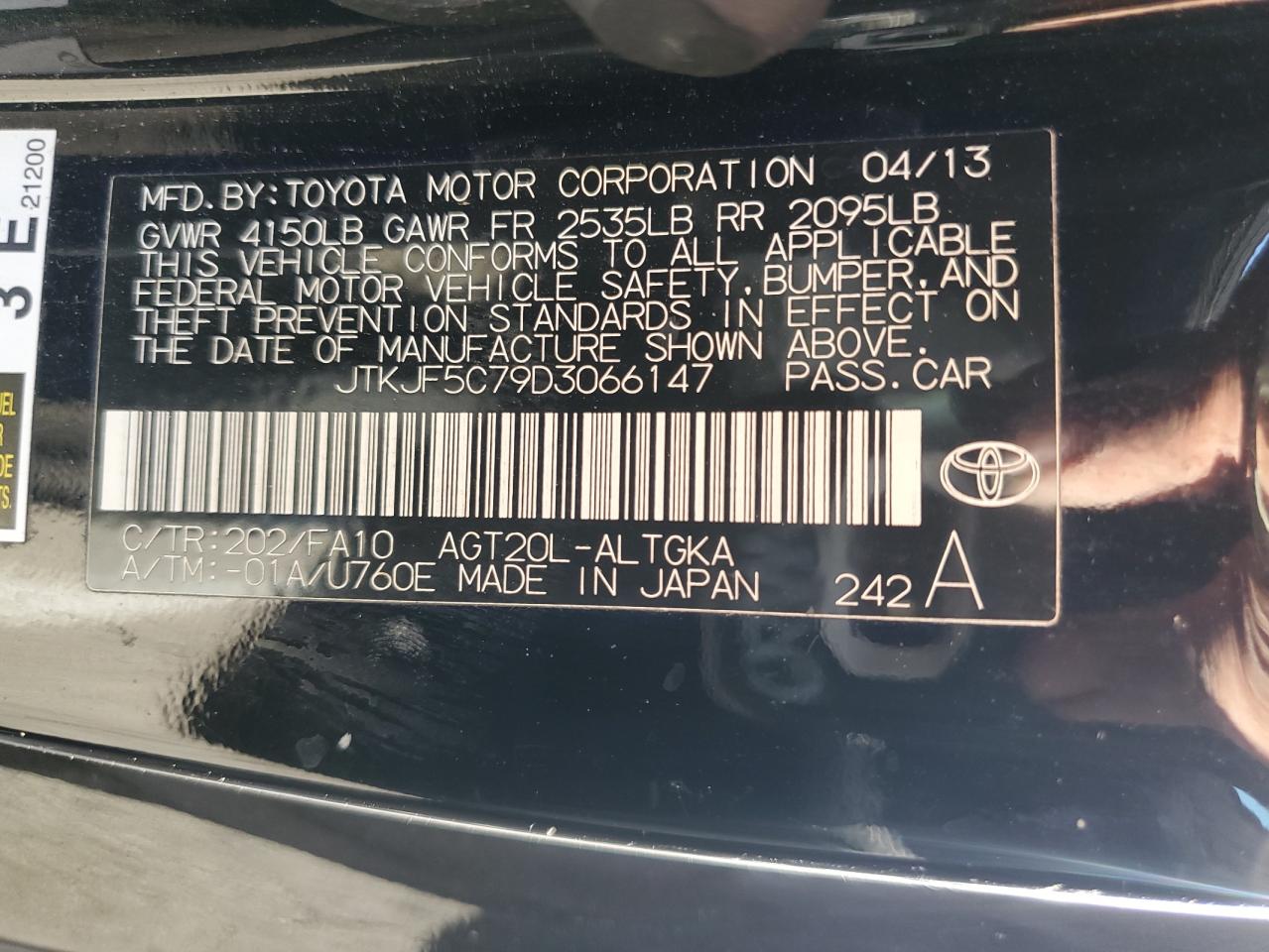 2013 Toyota tC - Image 12