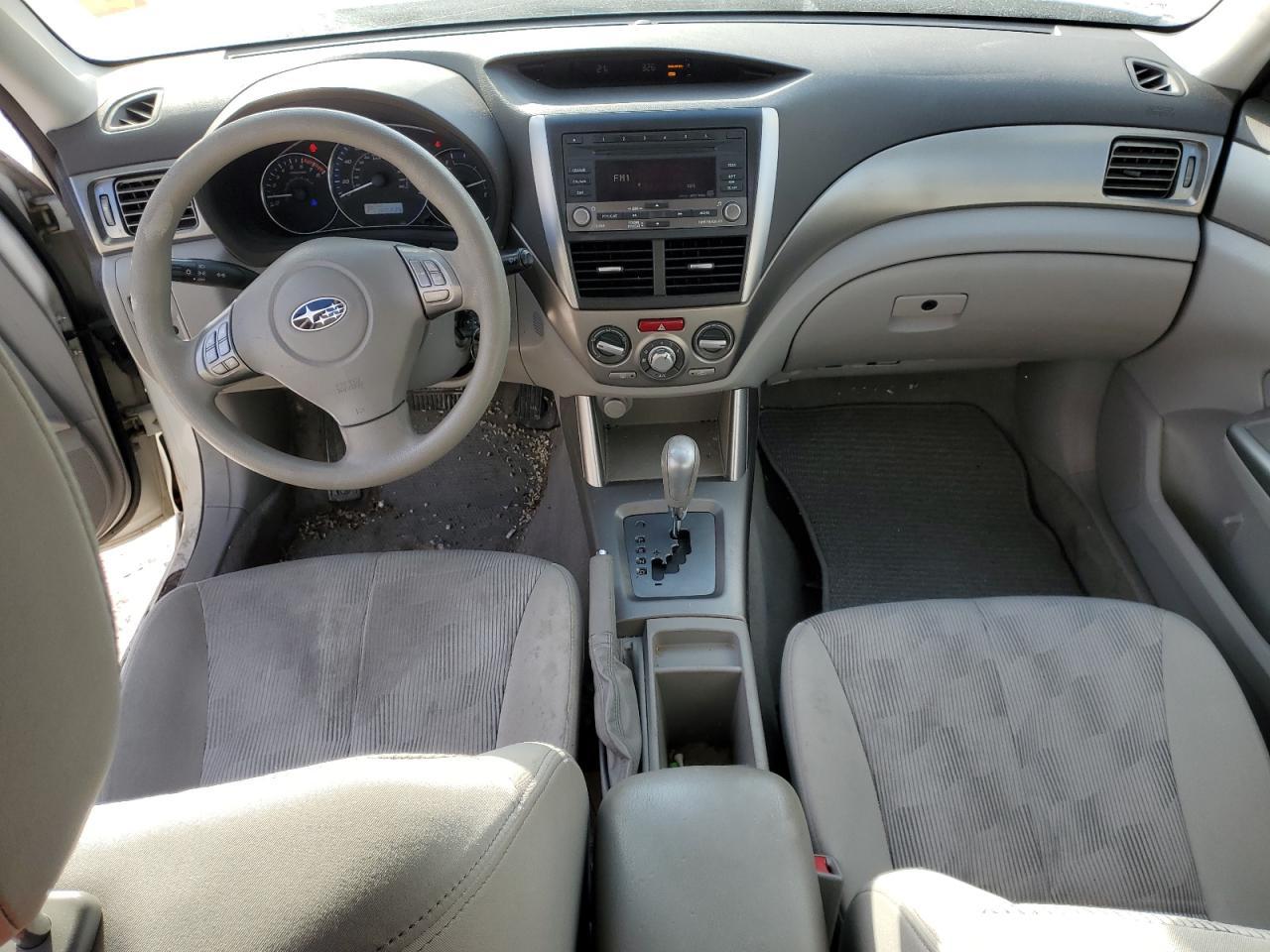 2010 Subaru Forester - Image 8