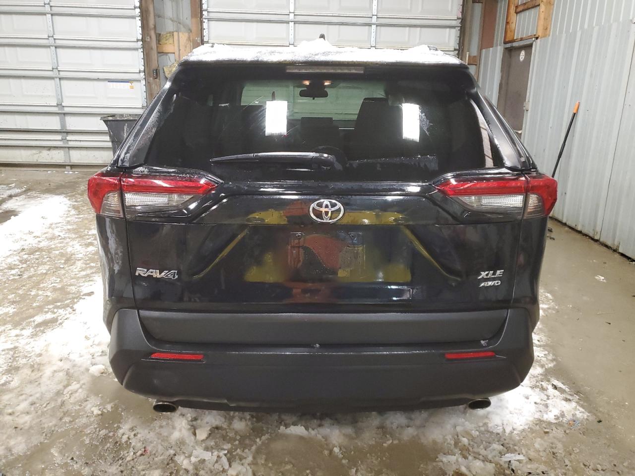 2020 Toyota RAV 4 - Image 6