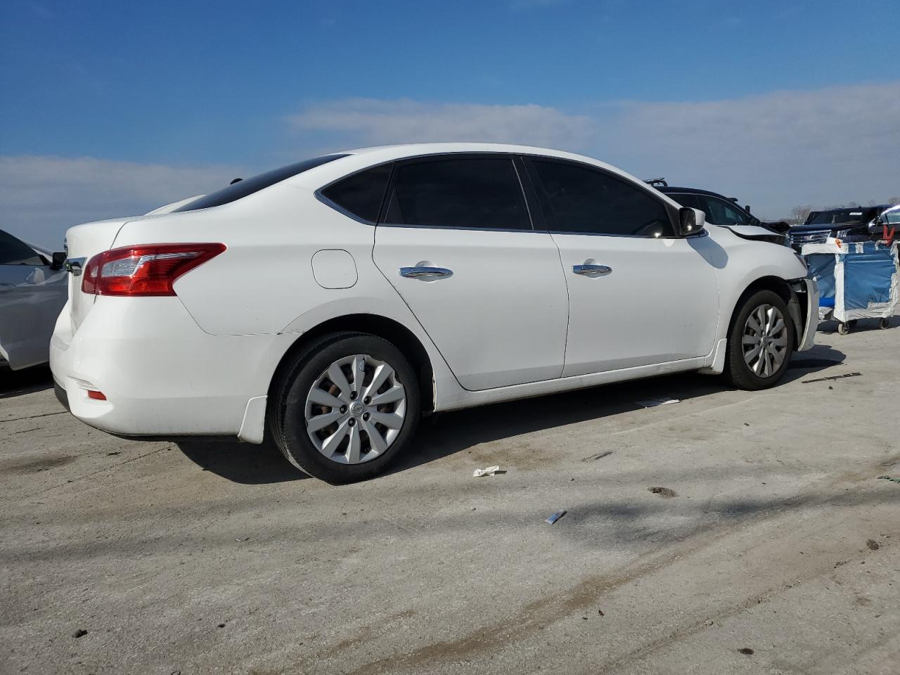 2019 Nissan Sentra - Image 3