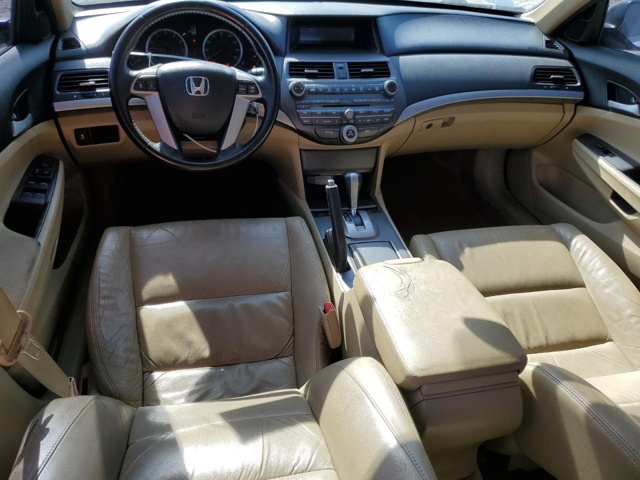 2012 Honda Accord - Image 8