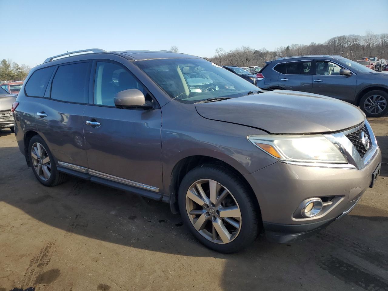 2013 Nissan Pathfinder - Image 4