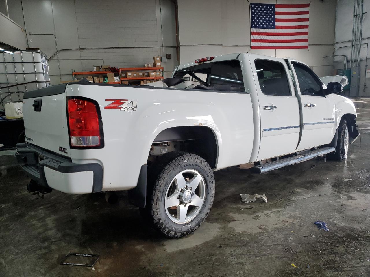 2013 GMC Sierra - Image 3