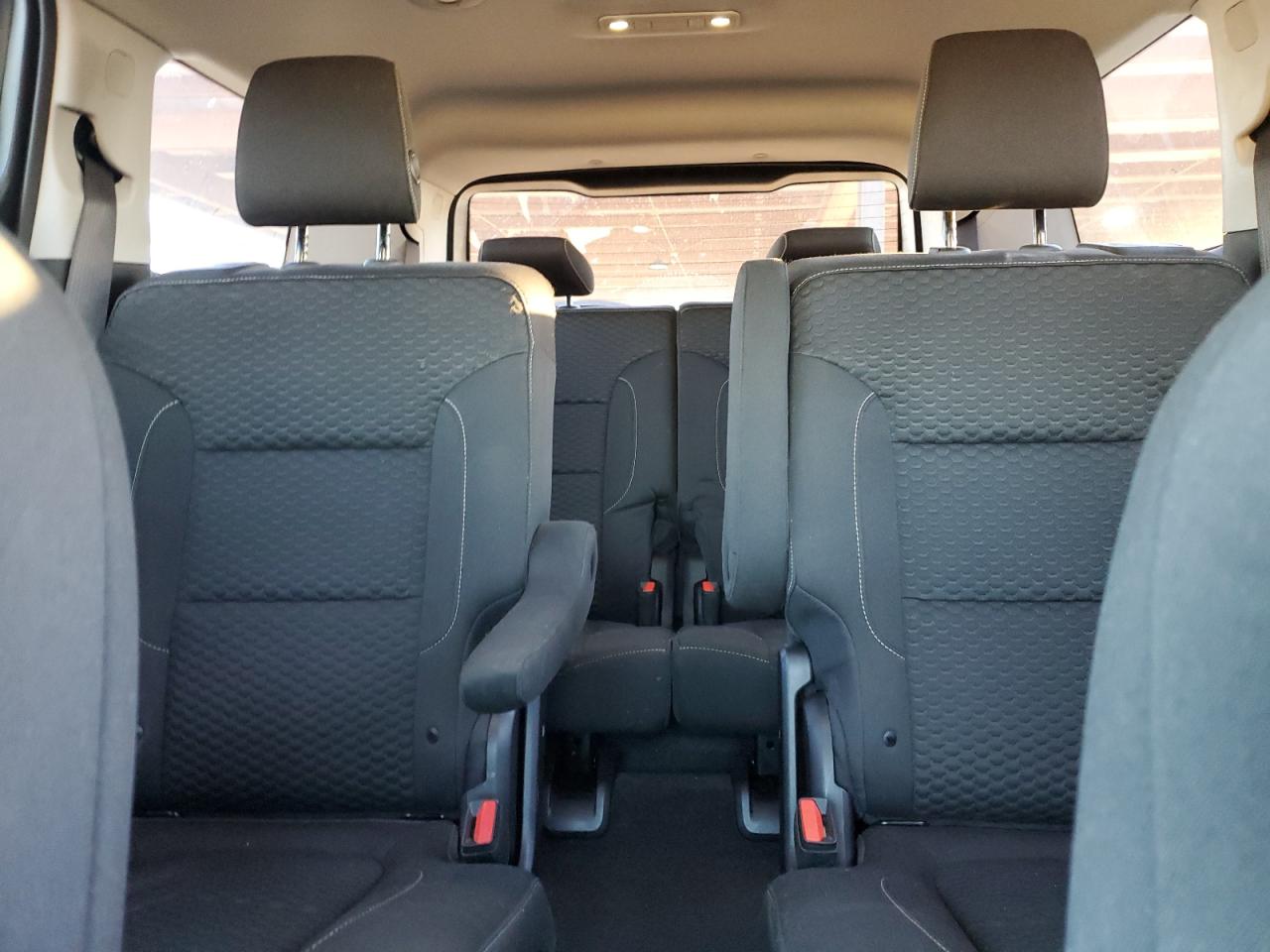 2019 GMC Acadia - Image 10
