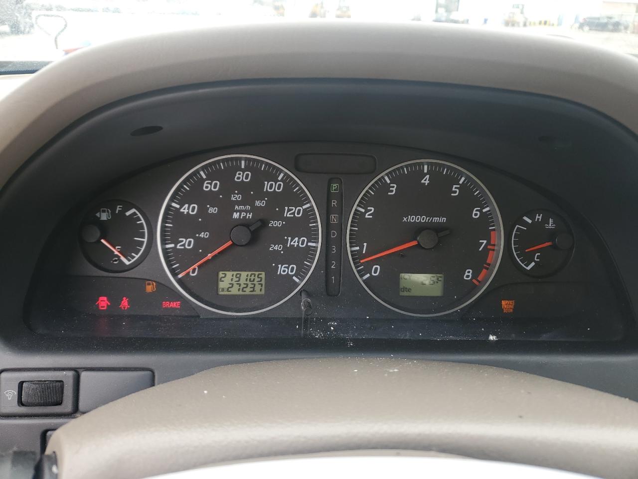 2003 Nissan Maxima - Image 9