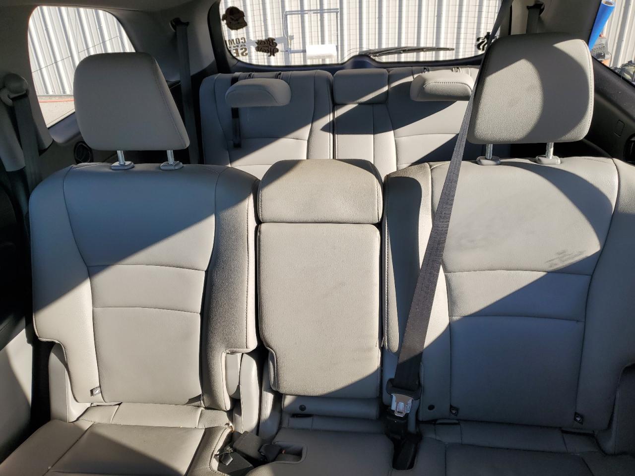 2018 Honda Pilot - Image 10