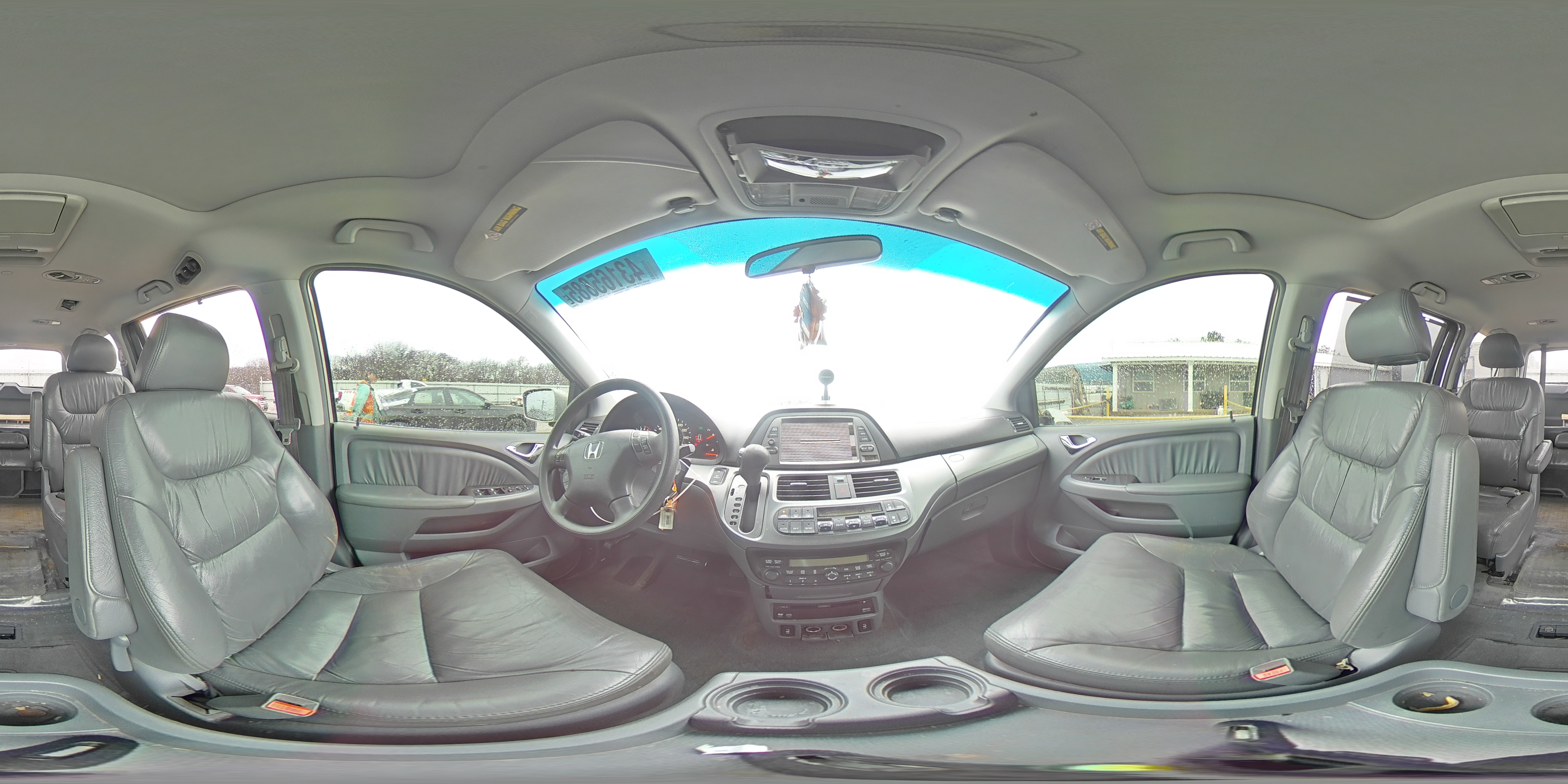 2005 Honda Odyssey - Image 13