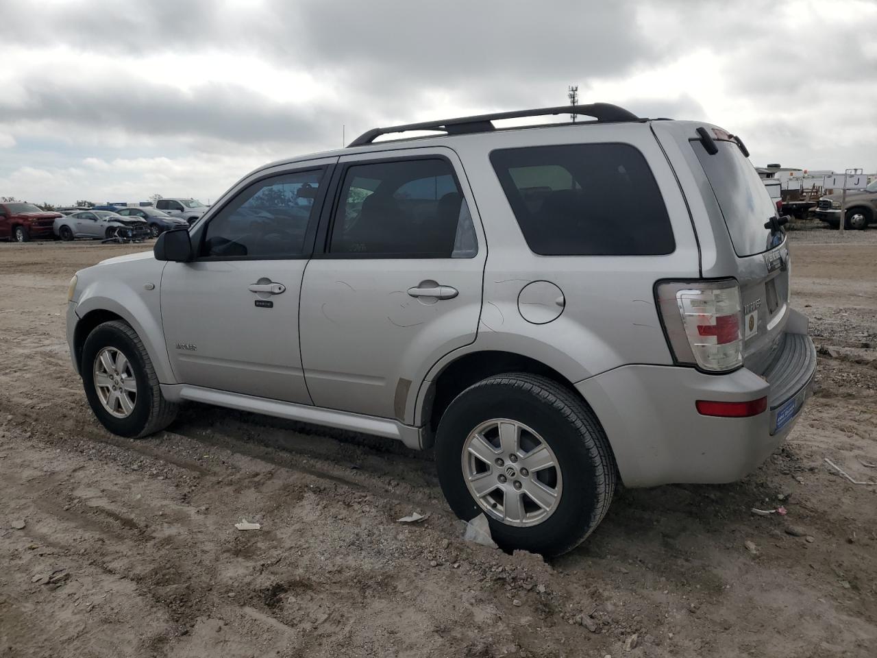 2008 Mercury Mariner - Image 2