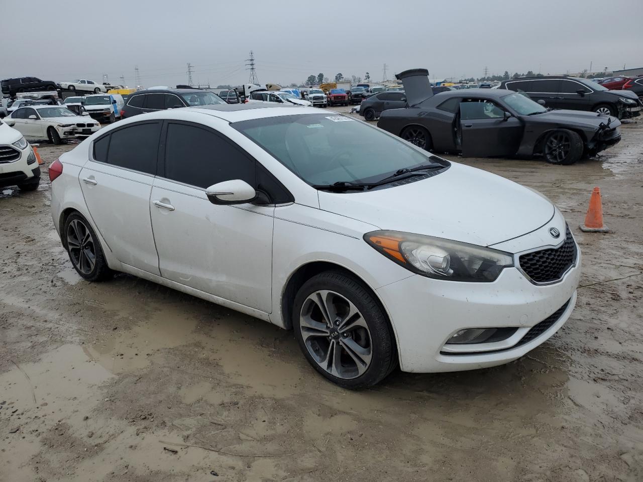 2016 Kia Forte - Image 4