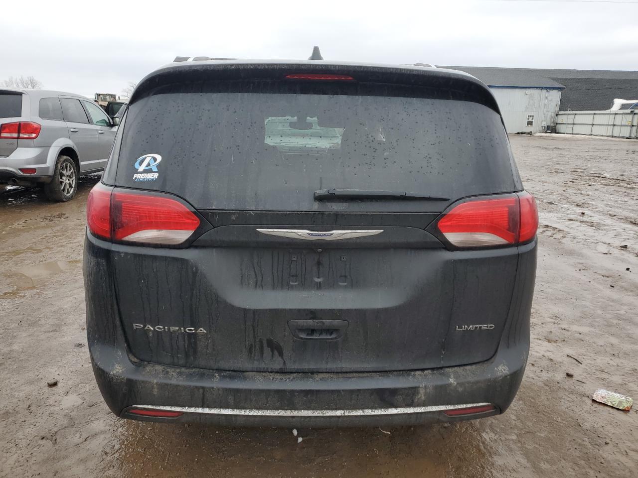 2020 Chrysler Pacifica - Image 6