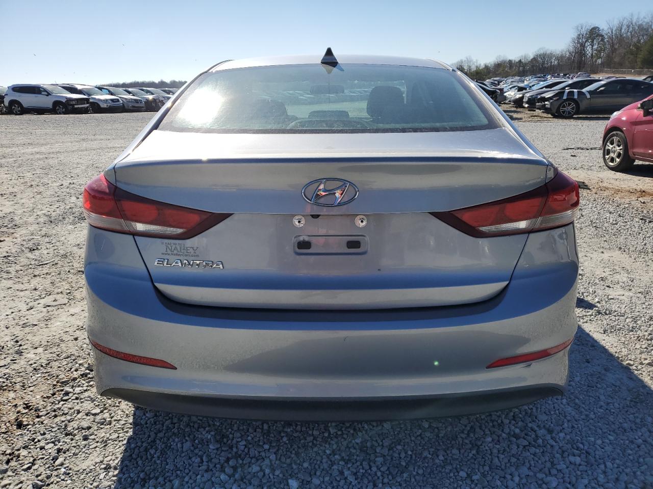 2017 Hyundai Elantra - Image 6