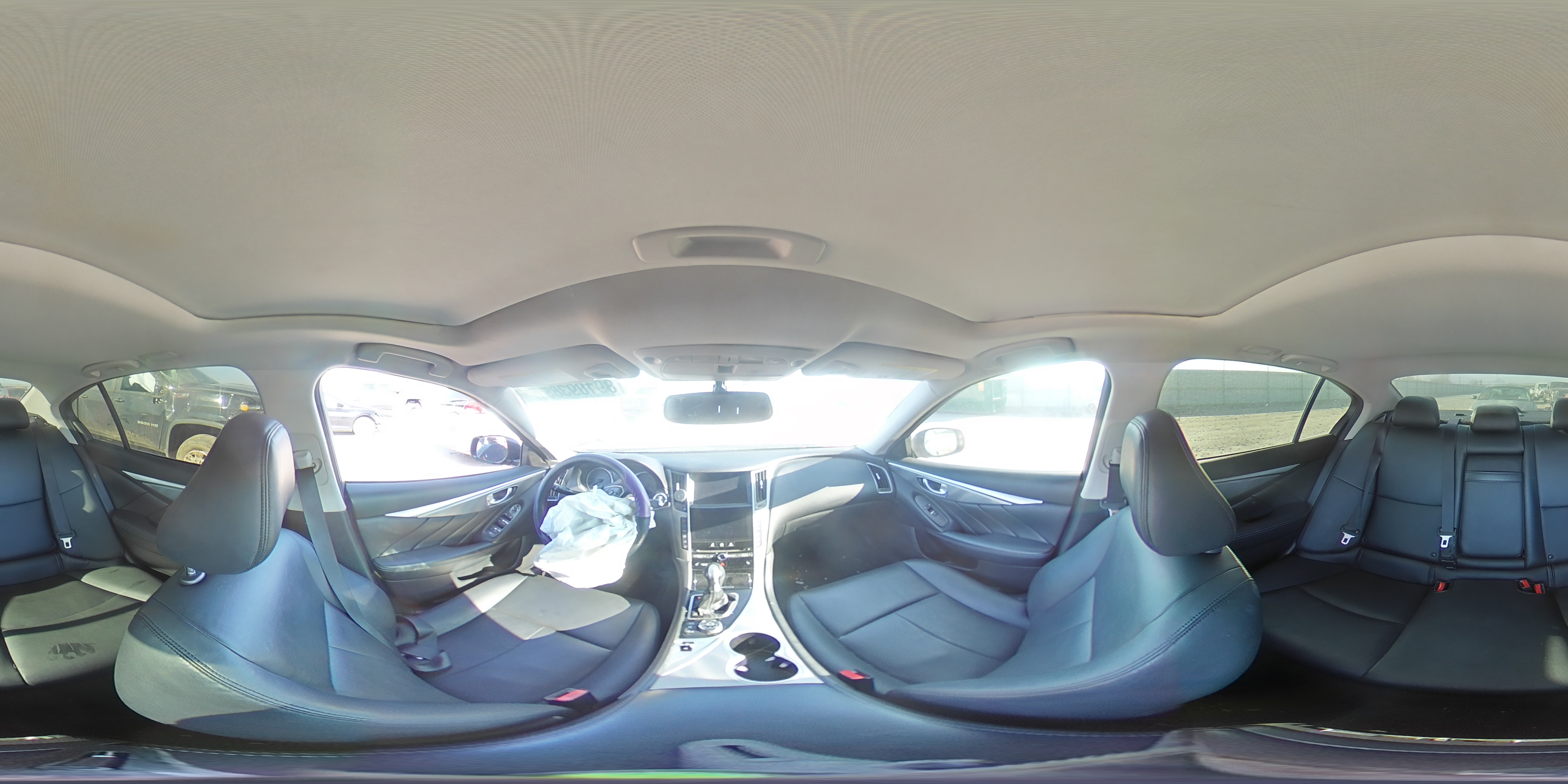 2015 Infiniti Q50 - Image 12
