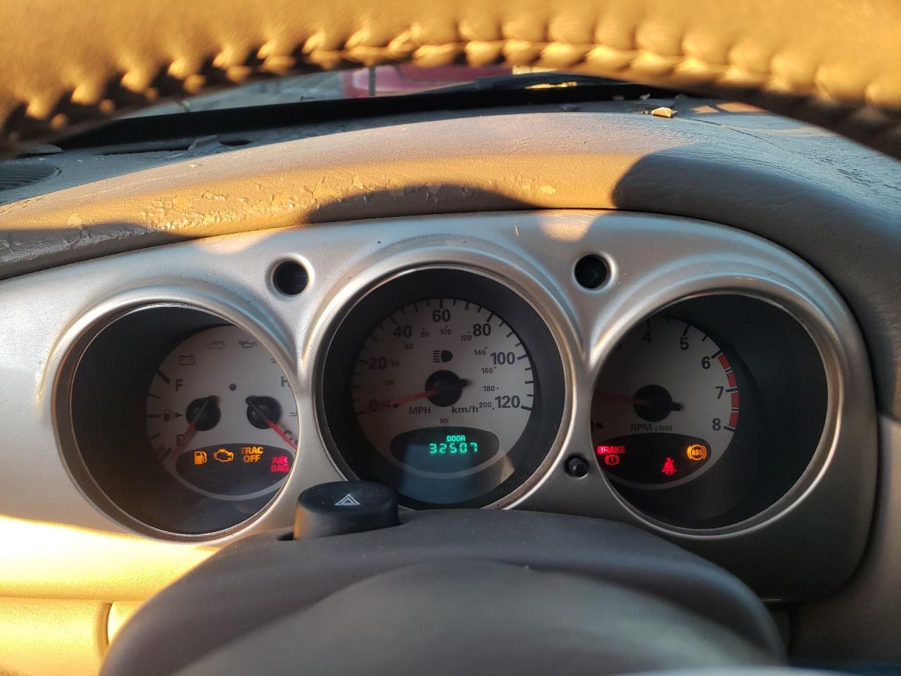 2002 Chrysler PT Cruiser - Image 9