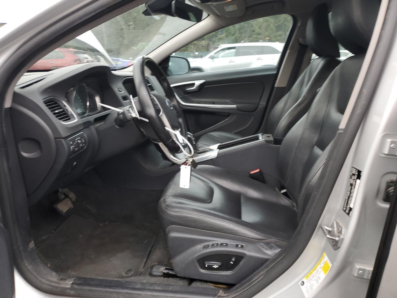 2016 Volvo S60 - Image 7