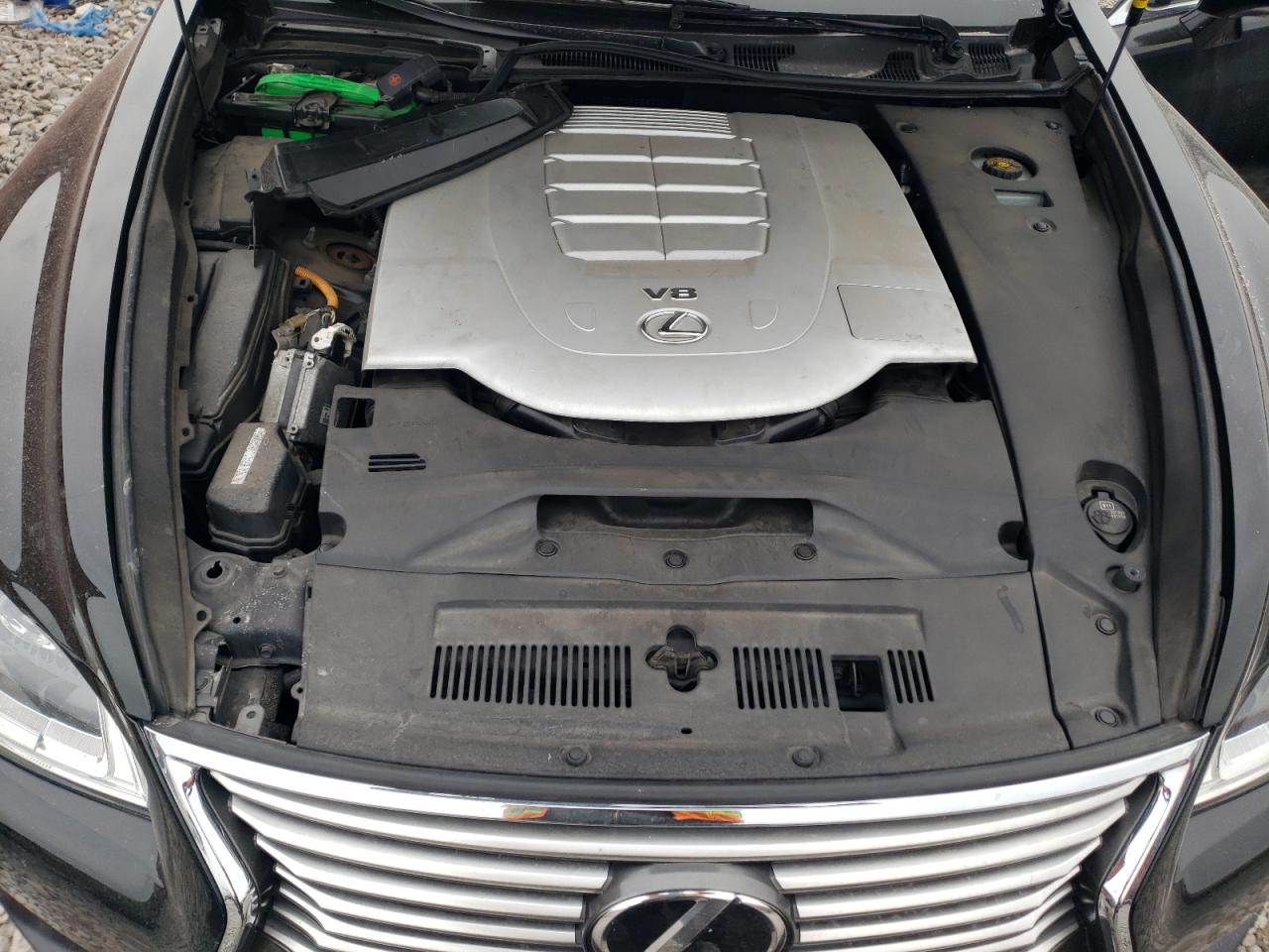 2016 Lexus LS - Image 11