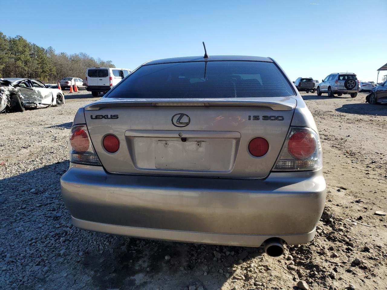 2003 Lexus IS - Image 6