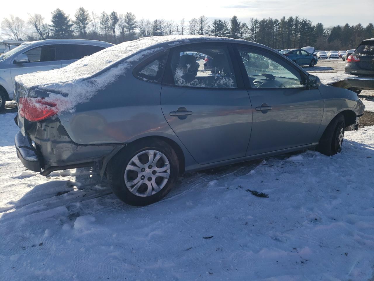 2009 Hyundai Elantra - Image 3
