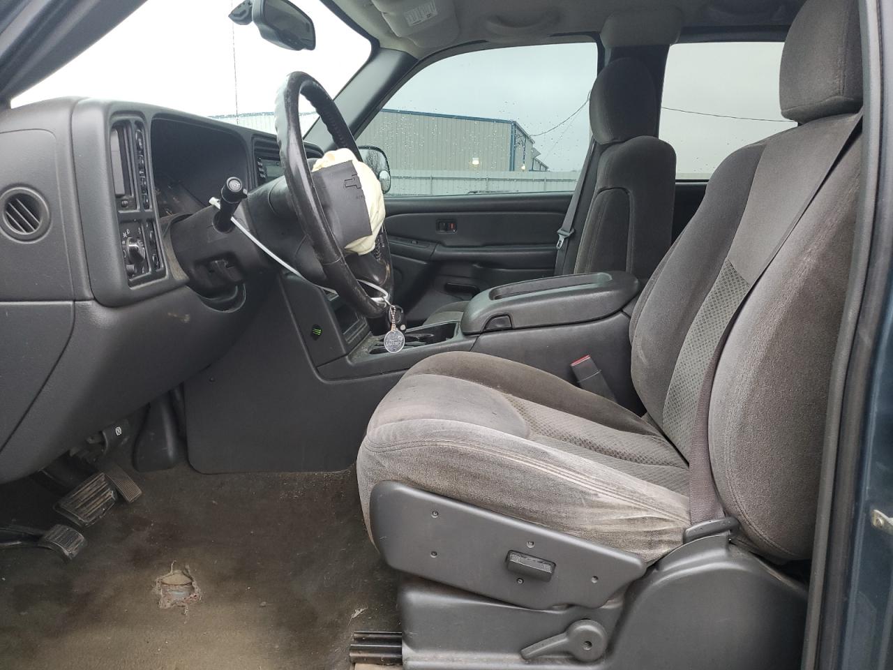 2006 Chevrolet Silverado - Image 7